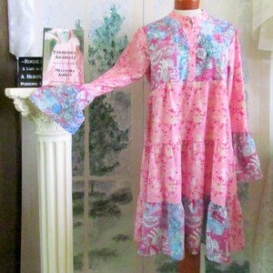 MATERNITY DRESS, M, NWT, BOHO PINK & BLUE FLORAL TIERED COMFORTABLE MIDI